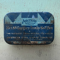 SOLD: Vintage American Steel & Wire Tin