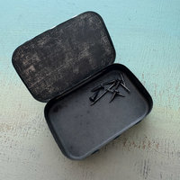 SOLD: Vintage American Steel & Wire Tin