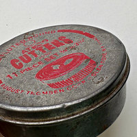 SOLD: Fluted Round Cutter Set in Tin