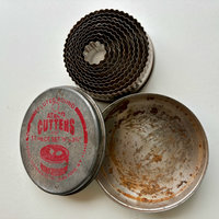 SOLD: Fluted Round Cutter Set in Tin