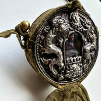 Tibetan Prayer Box Necklace: Round 