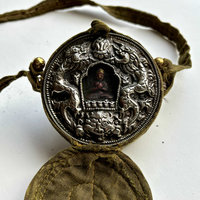 Tibetan Prayer Box Necklace: Round 