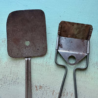 SOLD: Vintage Metal Spatula Set 1