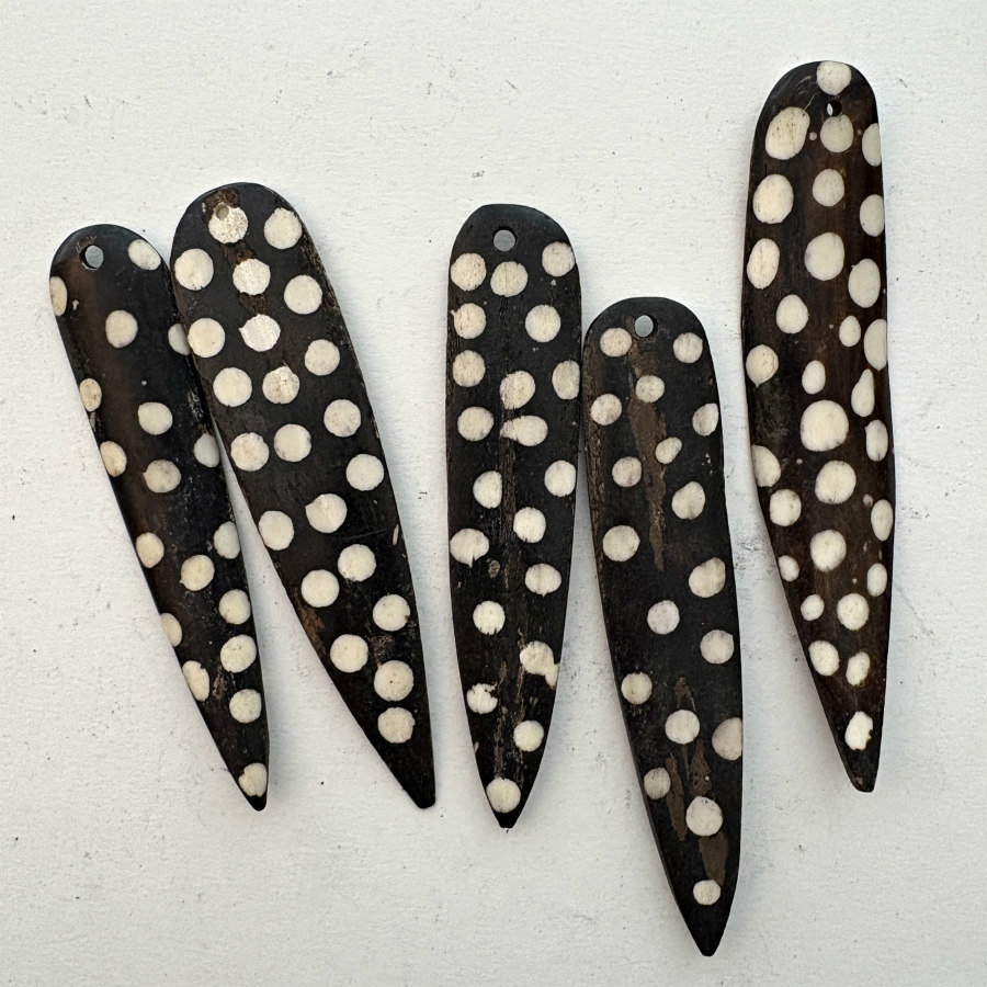 SOLD: Kenyan Batik Bone Pendant: Dots Spear