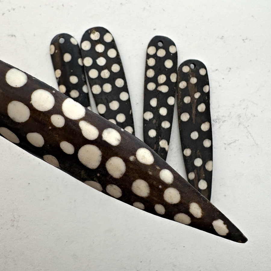 SOLD: Kenyan Batik Bone Pendant: Dots Spear