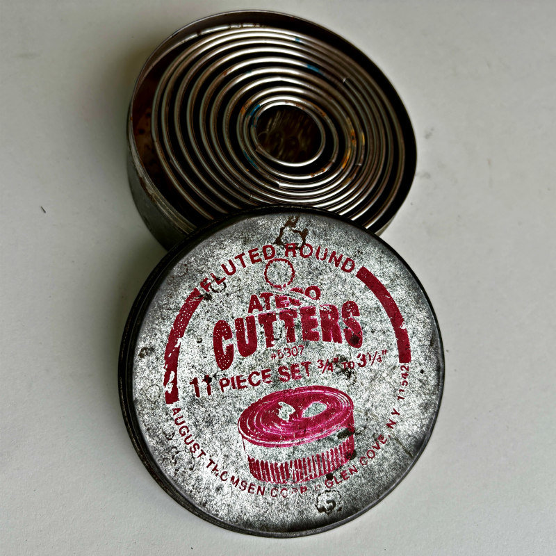 SOLD: Fluted Round Cutter Set in Tin