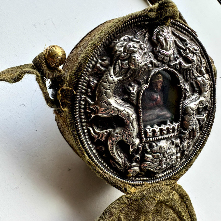 Tibetan Prayer Box Necklace: Round 