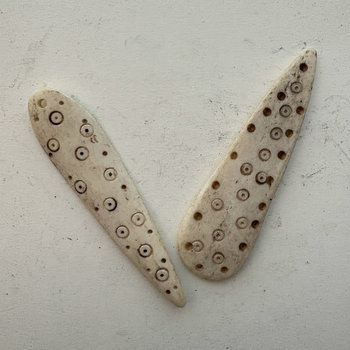 SOLD: Kenyan Batik Bone Pendant: Loops Spear