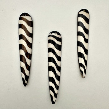 Kenyan Batik Bone Pendant: Zebra Spear