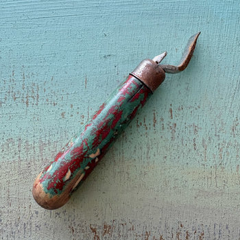 SOLD: Vintage Can Opener