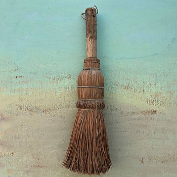 Vintage Chinese Straw Brush